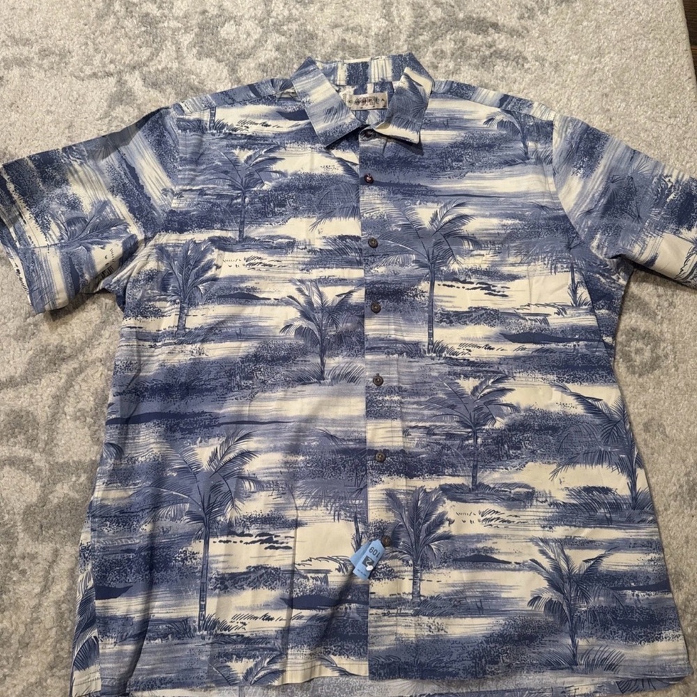 Campia Shirt Men  XL Blue White Floral Palm Hawaiian 100% Cotton Button Up